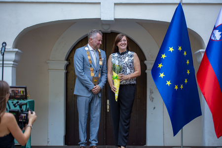 SLAVNOSTNA SEJA OBČINE ŠKOFLJICA 2026